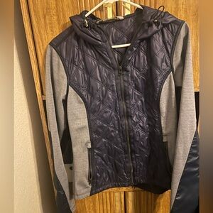 Athleta women’s vortex jacket size m blue and gray